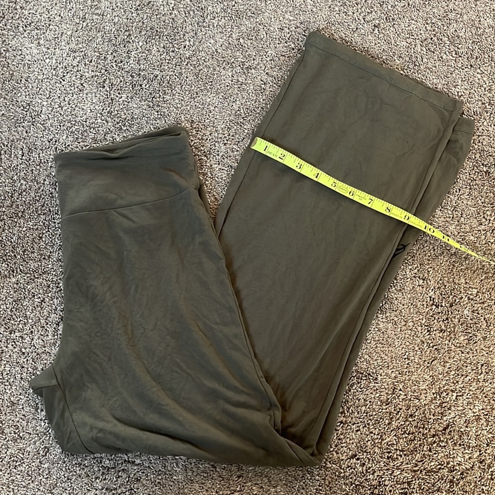 P'tula Brandi Carefree Olive Green Lounge Sweatpants - Picture 2 of 9